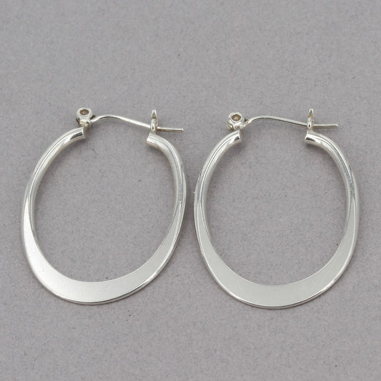 Vintage Silpada Classic Sterling Silver BACK TO BASICS Oval Hoop Earrings P1099