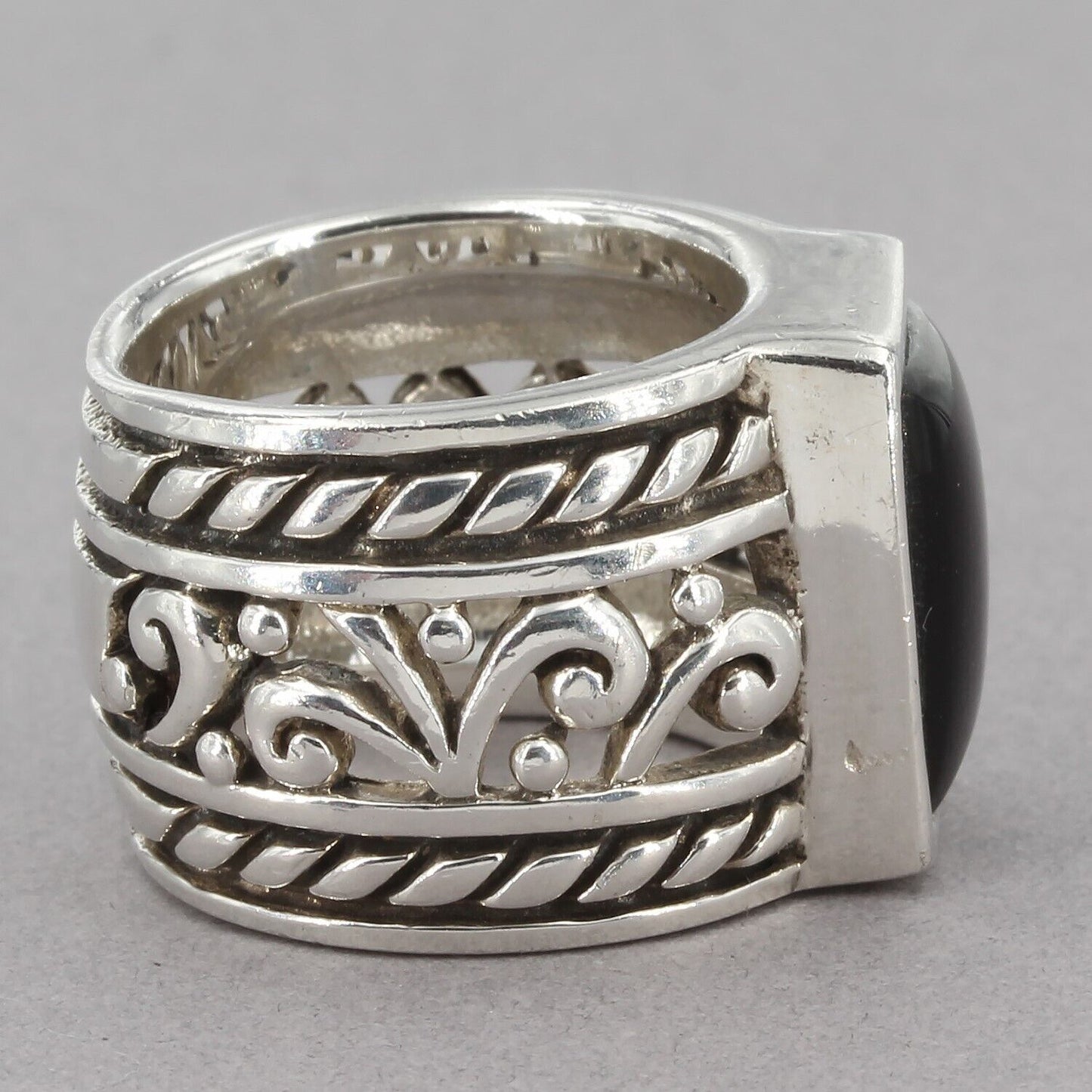 Vintage Silpada Sterling Silver Black Onyx Rope & Scroll Wide Ring R1096 Sz 5.75
