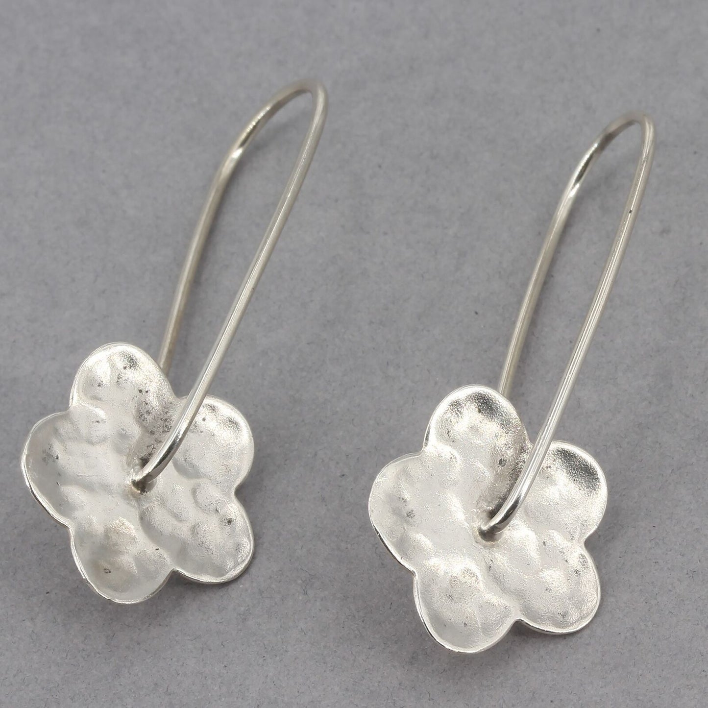 Retired Silpada Hammered Sterling Flower Drop Earrings Long locking Wires W1921