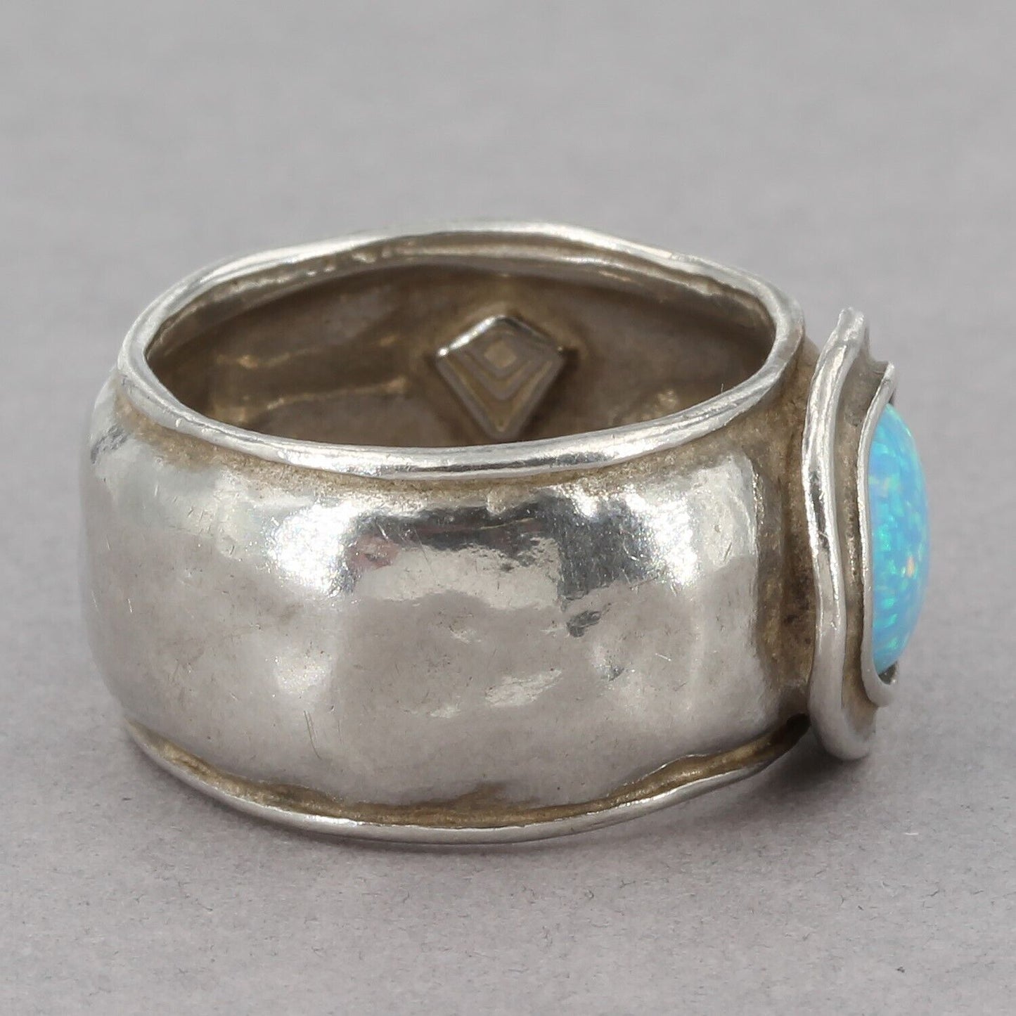 Retired Silpada Hammered Sterling Silver Lab-Created Opal Ring R1457 Size 6