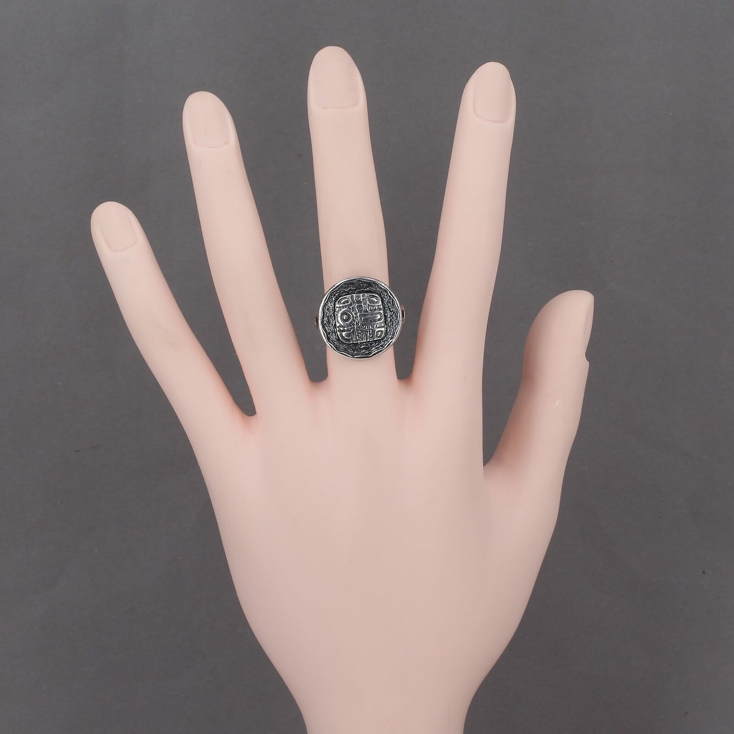 Retired Silpada Textured Oxidized Sterling Silver Mosaic Disc Ring R1531 Size 7