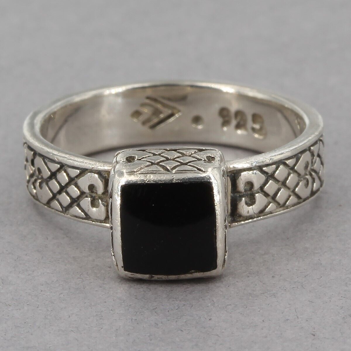 Retired Silpada Sterling Square Black Onyx Inlay Etched Band Ring R0945 Sz 6.75