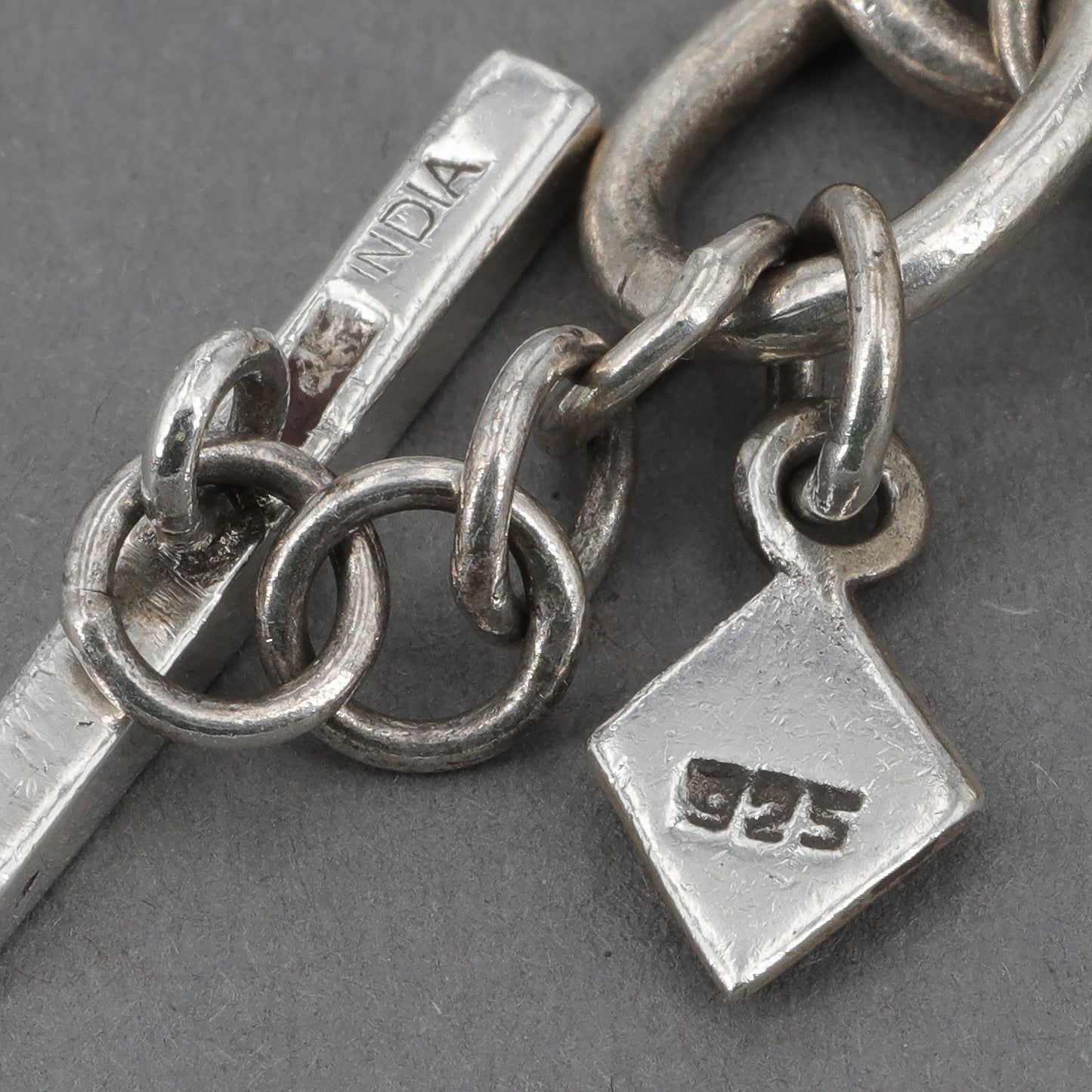 47590686