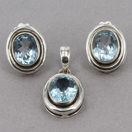 Vintage Silpada Sterling Oval Blue Topaz Pendant & RARE Stud Earrings Set S1212