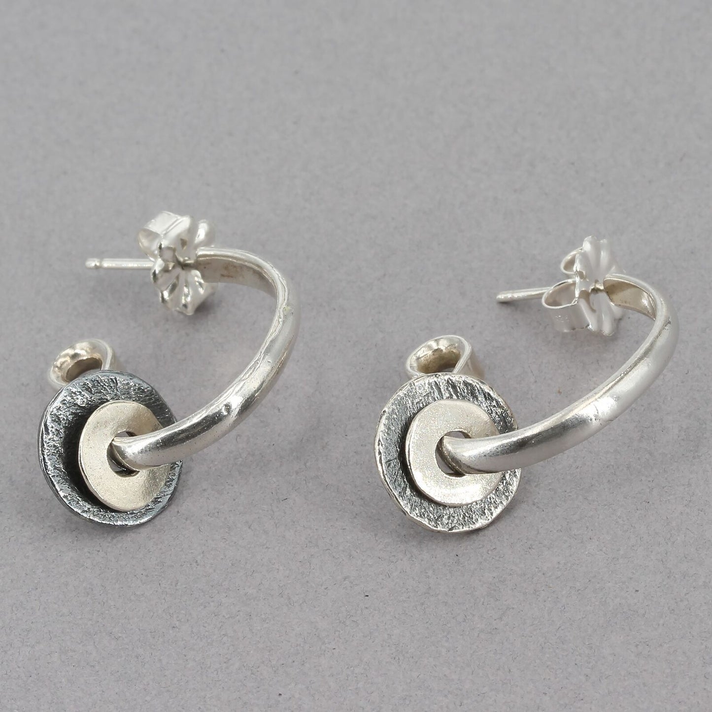 Retired Silpada Sterling Silver Curvy Hoop Earrings with 2 Removable Discs P1663