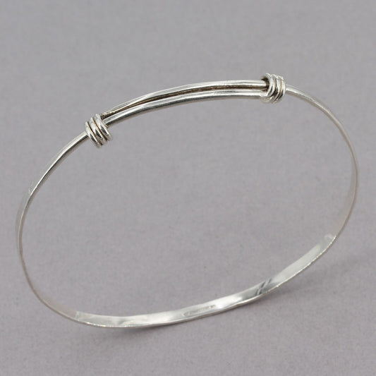 Dainty Vintage Ed Levin Handmade Hammered Sterling Small Sliding Bangle Bracelet