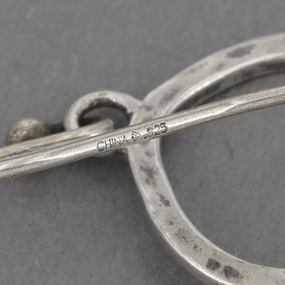 47611047
