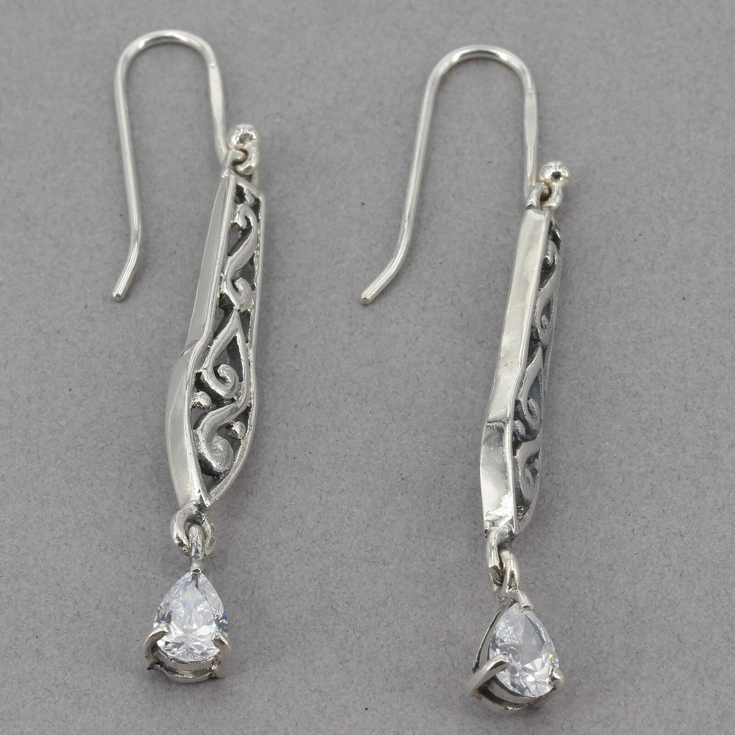 Vintage Silpada Sterling Silver Filigree Scroll CZ Drop Dangle Earrings W1080