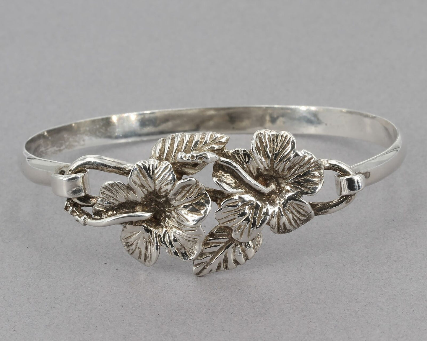 Child's 5.5" Sterling Silver Hibiscus Flower Front Hook Bracelet