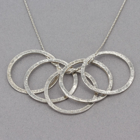 Retired Silpada Textured Sterling Silver 5-Ring Circle Charm Necklace N1534