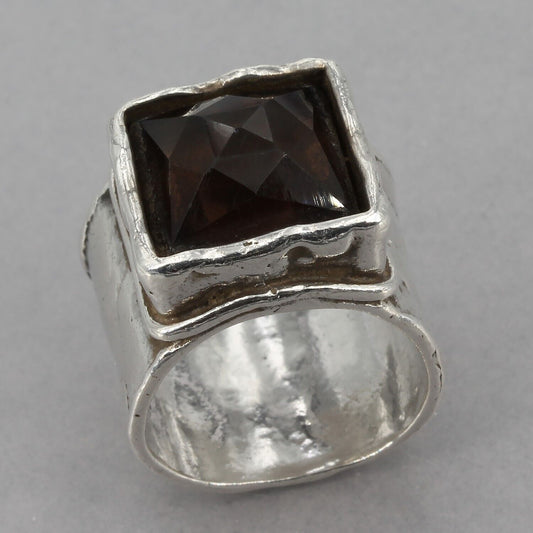 Retired Silpada Wide Hammered Sterling Square Smoky Quartz Ring R1453 Size 5.75