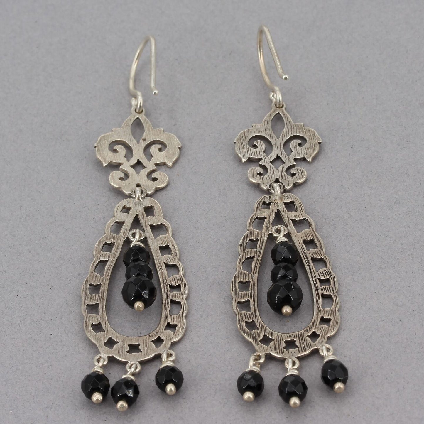 Retired Silpada Sterling Black Agate Bead Fleur de Lis Chandelier Earrings W2308