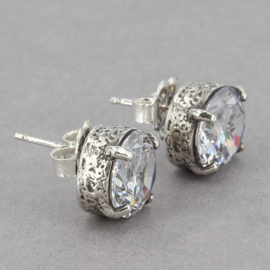 Retired Silpada Sterling CROWN JEWEL 10mm Cubic Zirconia CZ Stud Earrings P2381