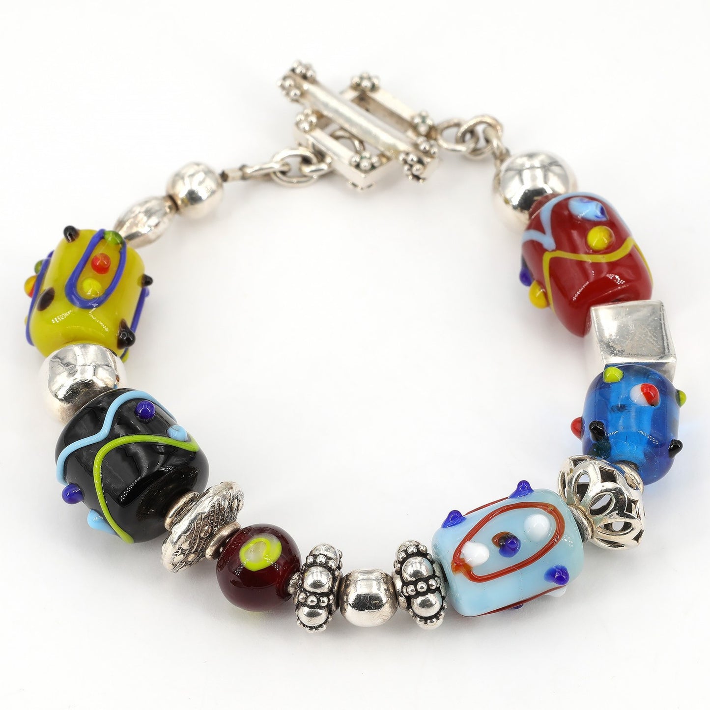 47624931