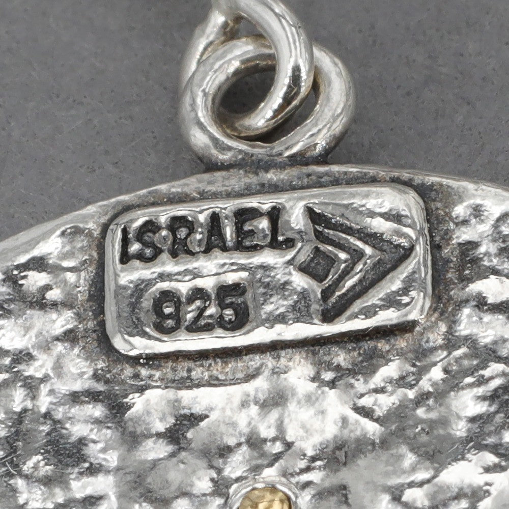 47731618