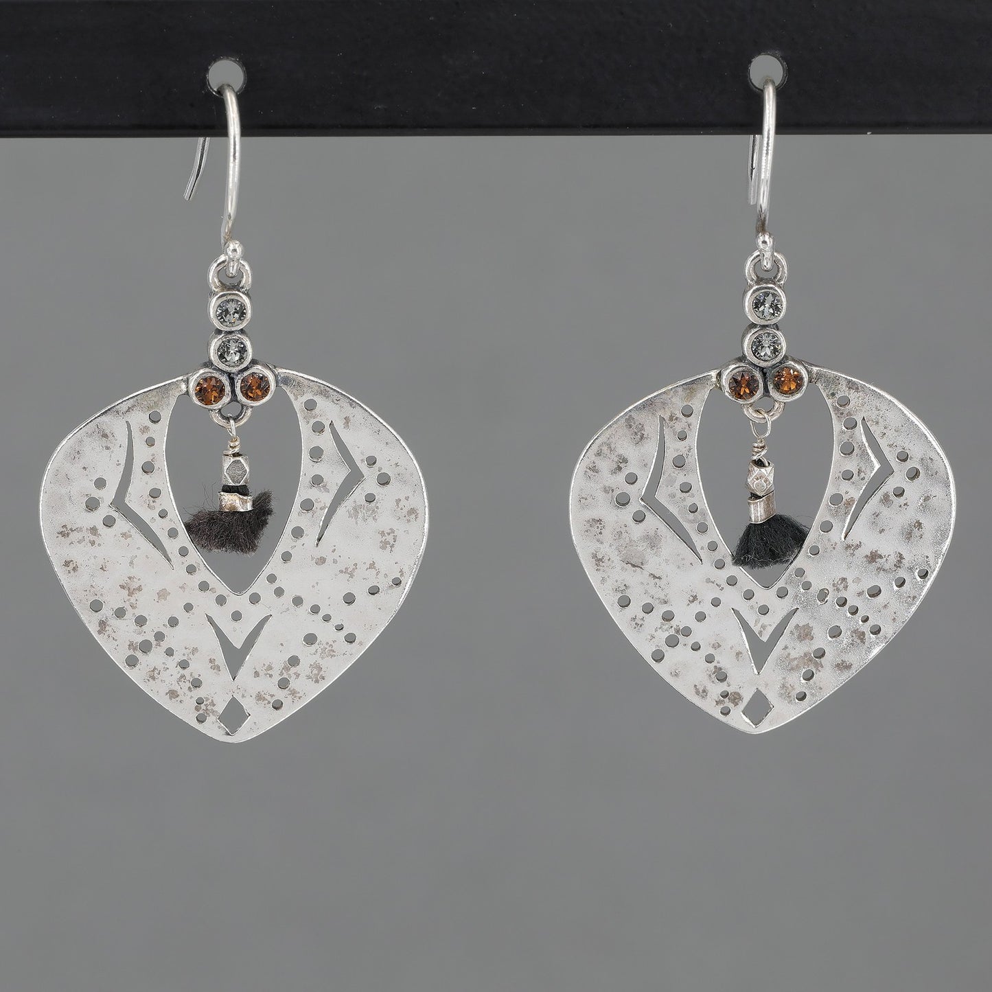 47415991
