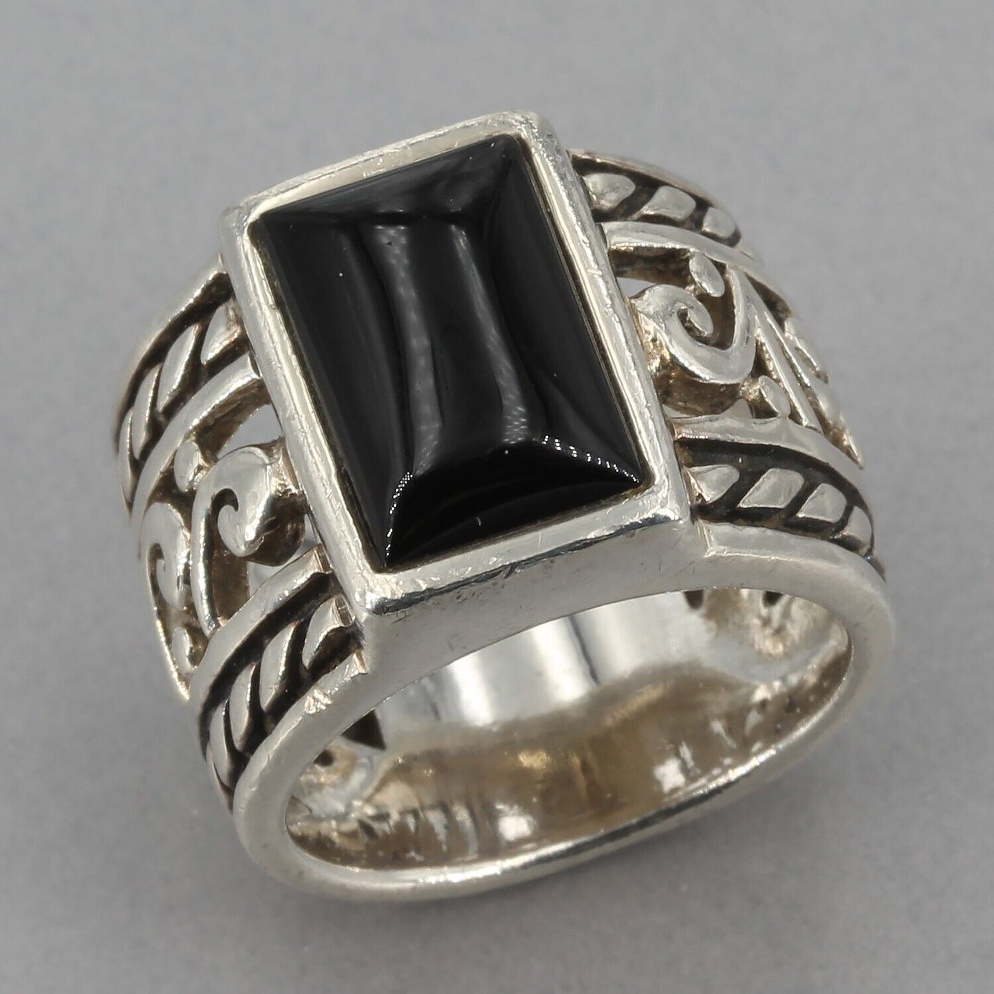 Vintage Silpada Sterling Silver Black Onyx Rope & Scroll Wide Ring R1096 Size 7